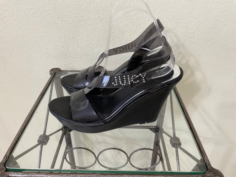 Juicy Couture Transparent Rhinestone LOGO Wedge sandal women’s size 9