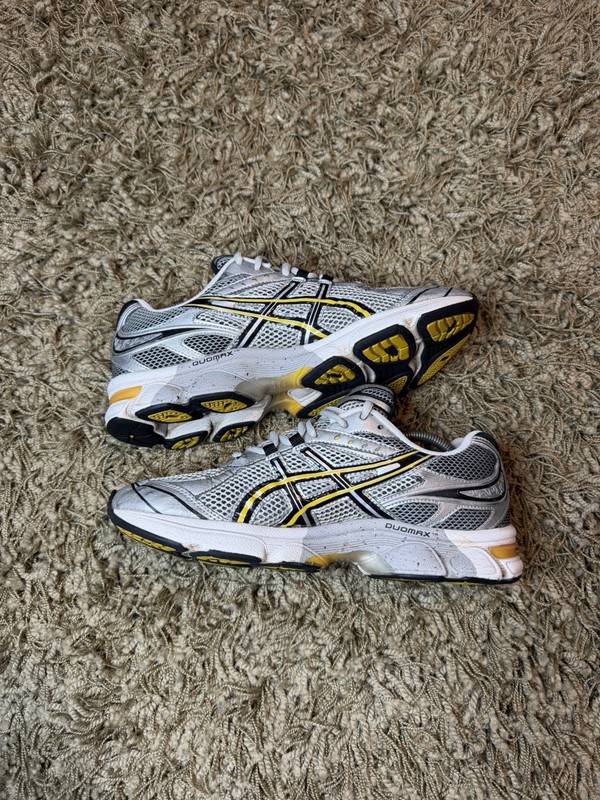Vintage ASICS Gel Turbulent Size 8 1/2 Archive Y2k Gorpcore Kayano
