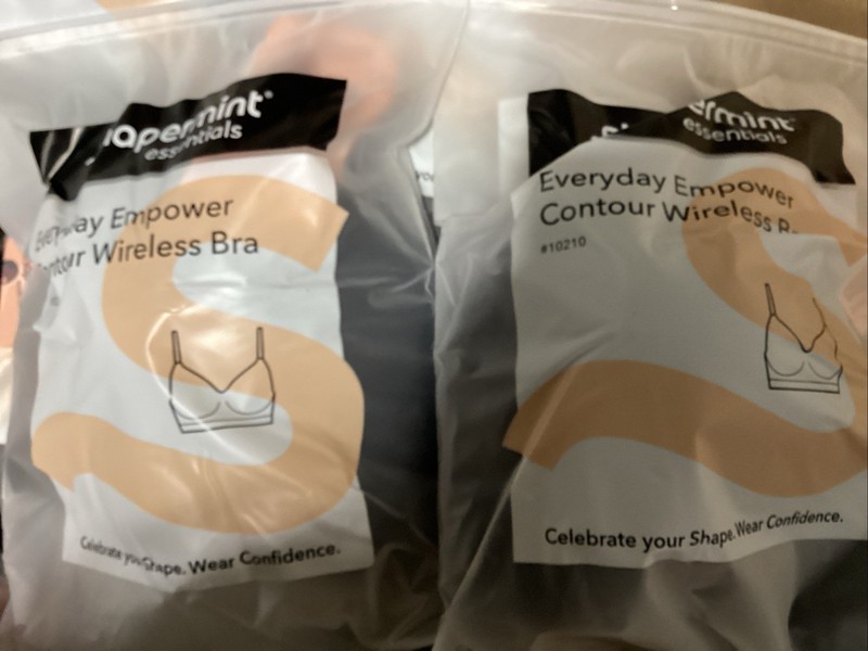 Shapermint Everyday Empower Contour Wireless Bra Large Black gallery
