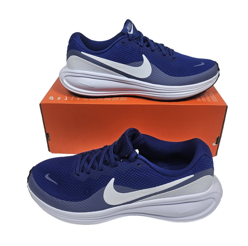 Men's Nike Shoes Size 8 Revolution 8 Royal Blue White Sneakers Cushioned Lace gallery