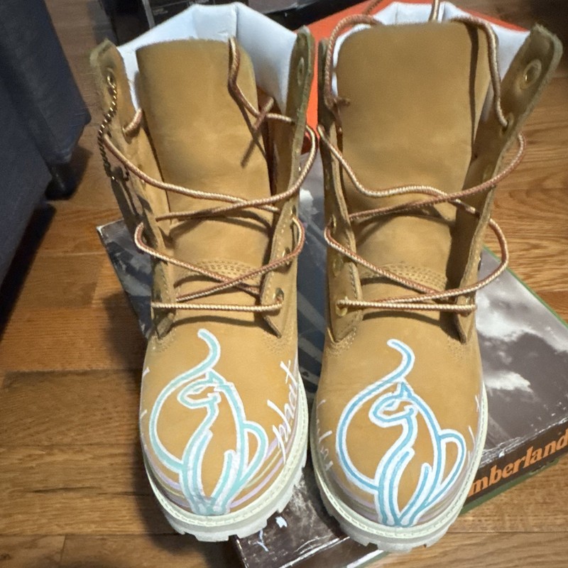 Timberland 6-Inch Premium Wheat Lace-Up Leather Boots Kids US 5 EU 37