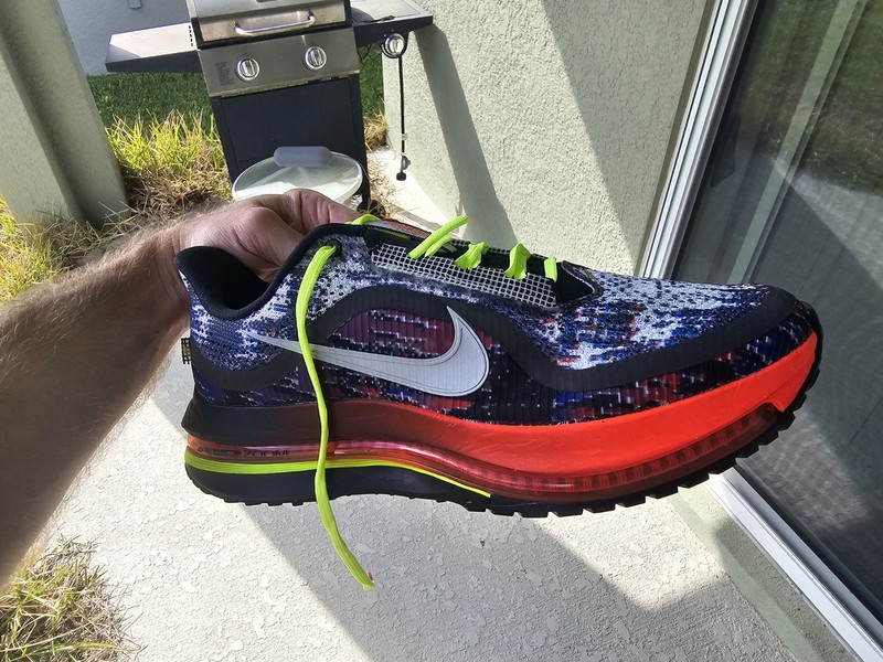 Size 10.5 – Nike Pegasus Premium Multi-Pixel IM6778-902