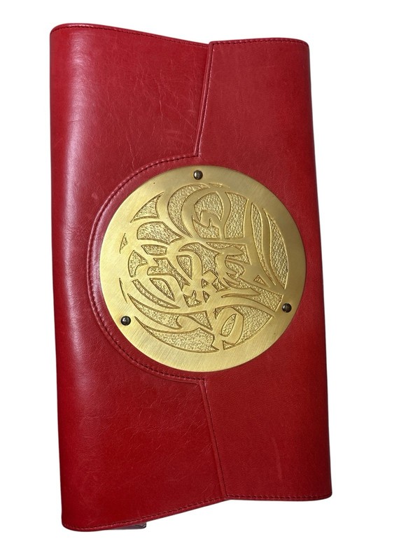 Dareen Hakim “Le Icon” Clutch with Gold Medallion Pink Lining Magnetic gallery