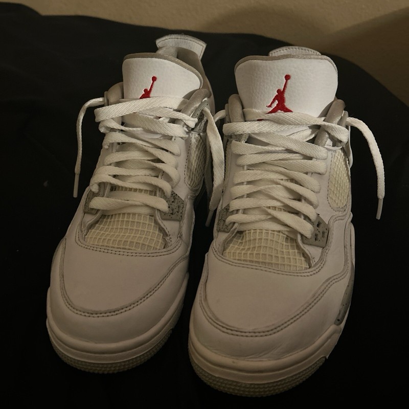 Size 7 - Jordan 4 Retro Mid White Oreo gallery