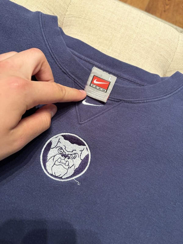Vintage Nike Butler University Bulldogs Center Swoosh Crewneck gallery