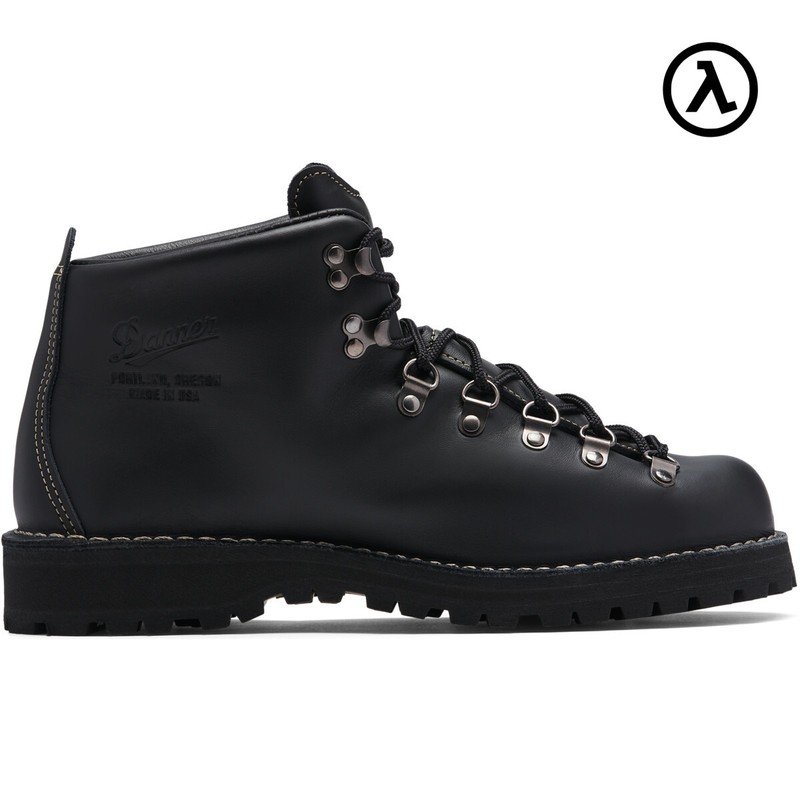 with box DANNER MOUNTAIN LIGHT II 5 WATERPROOF BLACK OUTDOOR BOOTS 30860 G1N