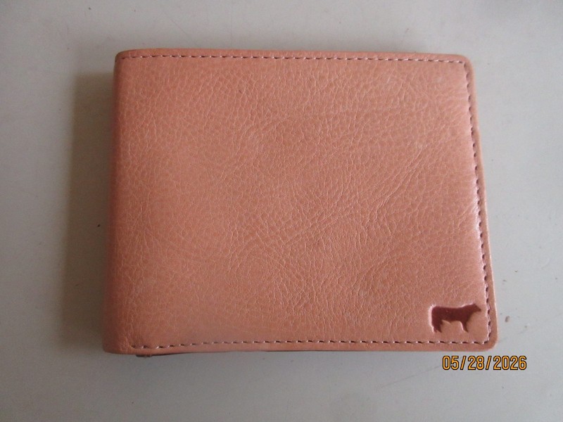 Will Leather Goods Classic Bifold Wallet New Condition with Bag/Box - Eugene, OR gallery