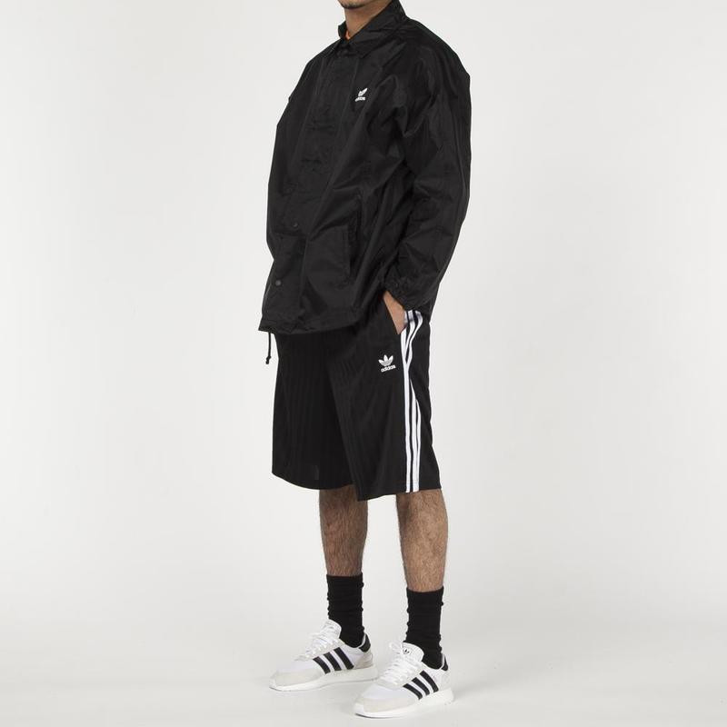 adidas Originals Football Shorts CW1299 Men’s Casual Bottom Black gallery