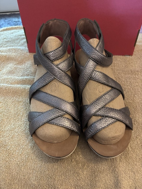 Dansko Veruca Nappa Graphite Sandals Women 40 Gladiator Casual Leather gallery