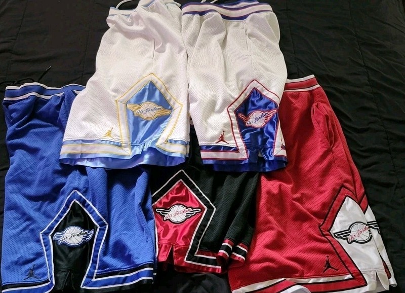 5 PAIR VINTAGE NIKE AIR JORDAN WINGS MESH SHORTS