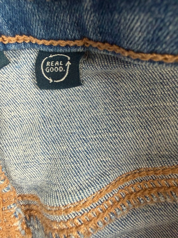 American Eagle Hi-Rise Shortie Light Wash Distressed Denim Shorts Lace Detail gallery