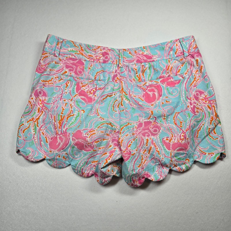 Lily Pulitzer Scalloped Hem Shorts Size 6 gallery