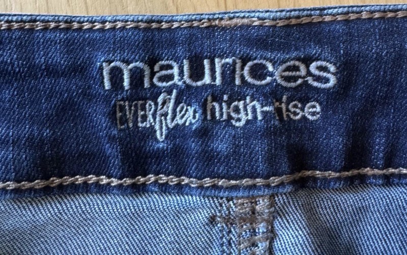 Maurices Women’s High Rise Bootcut Jeans Blue Denim Stretch 5-Pocket 28W