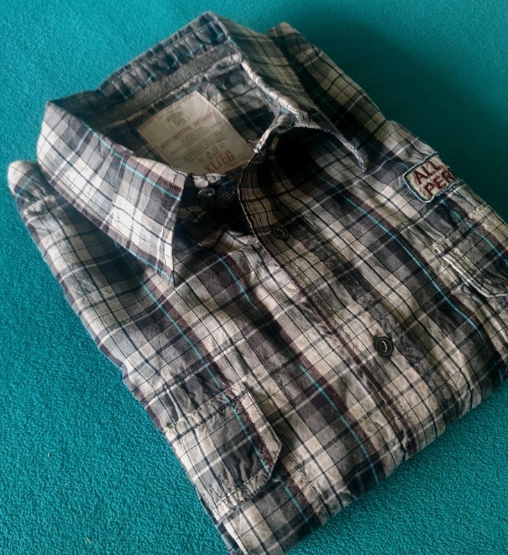 Distinctive Details Shirt XL (#25)