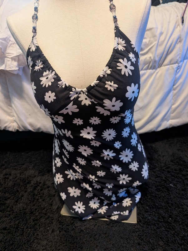 No Boundaries Halter One-Piece Swimsuit Black/White Daisy Floral Size S