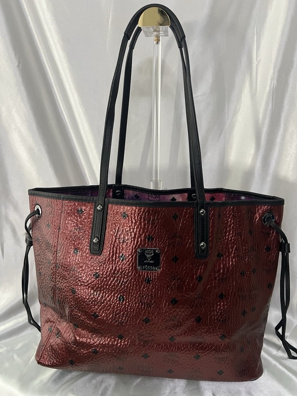 NWOT-Authentic MCM Visetos Medium Reversible Metallic/Galaxy Tote W COA gallery