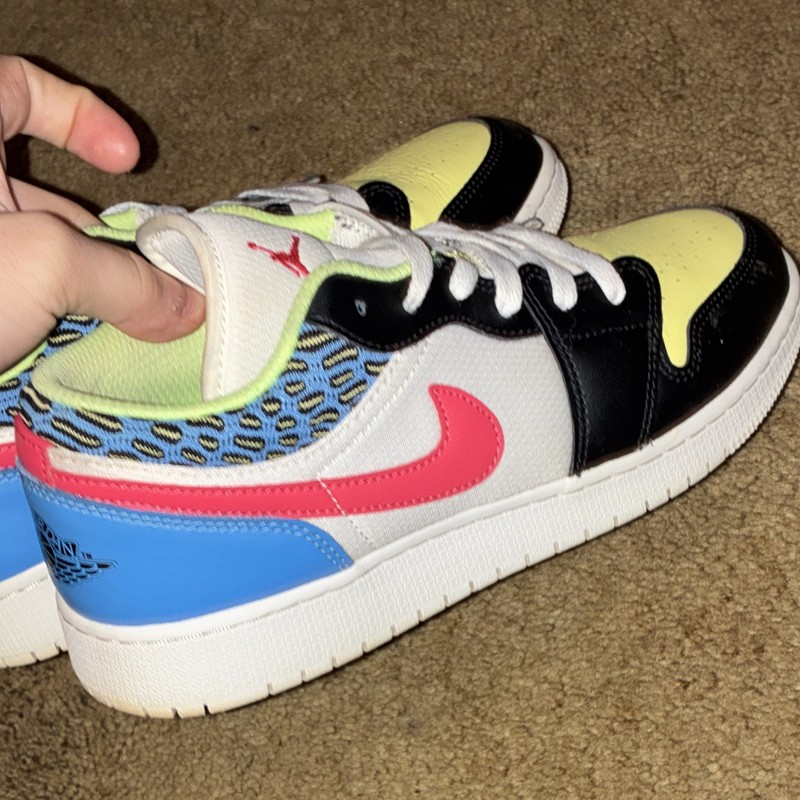 Jordan Air Jordan 1 Low Men's Low Top Lace-Up Sneakers Multicolor Colorblock gallery