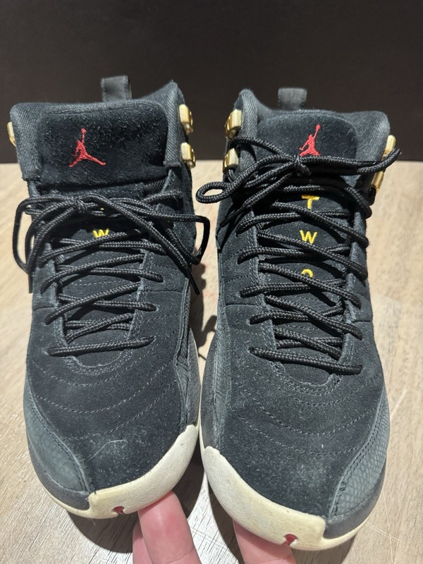 Nike Air Jordan 12 Retro Reverse Taxi Basketball | SIZE 6.5Y | 153265-017 gallery