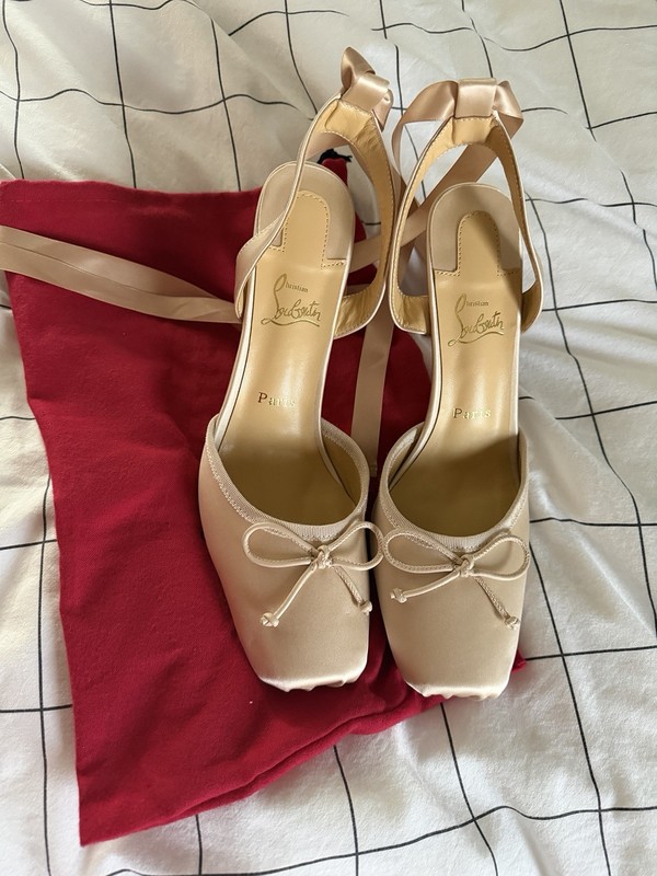 Christian Louboutin Women’s Cassia Lace Up 100MM Satin Pumps EU 42 US 11
