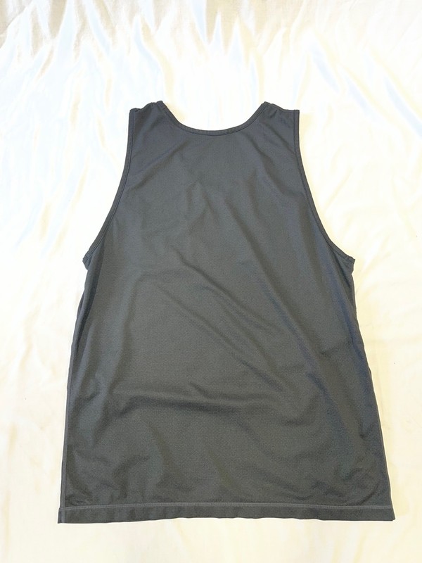 VUORI Tradewinds Performance Tank Top V142 Dark Gray Pocket Men’s Size Medium gallery