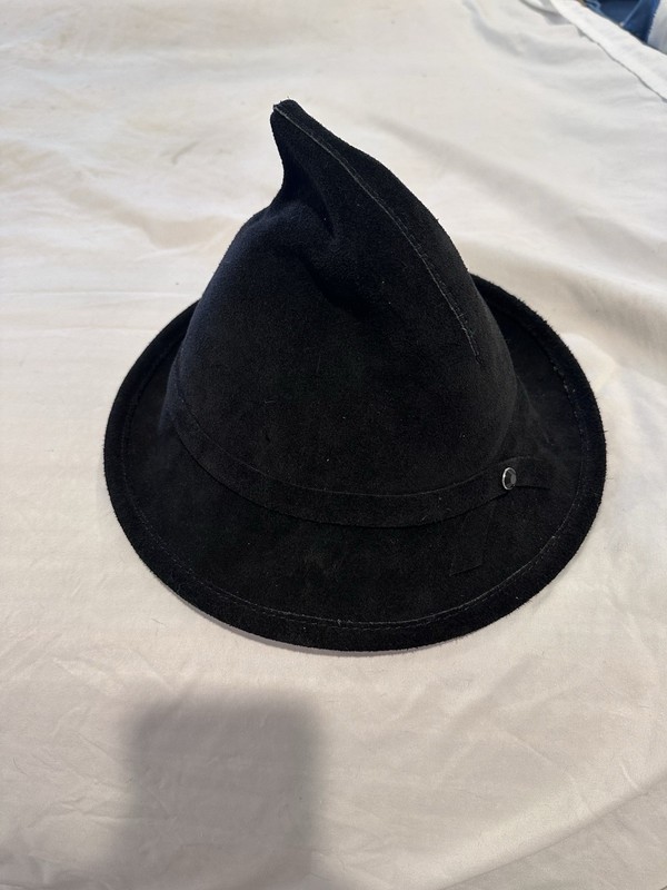 Blonde Swan La Sorciere hat. Size R