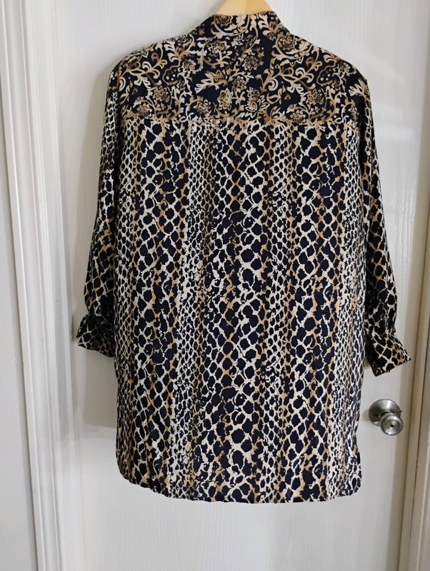 Elizabeth by Liz Claiborne Black Beige Snake Print Silk Woven Blouse 1 gallery