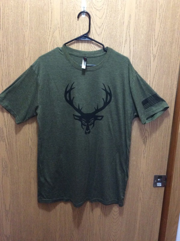 MEN’S BUCKEDUP T-SHIRT SHORT SLEEE GREEN POLYESTER SIZE XL