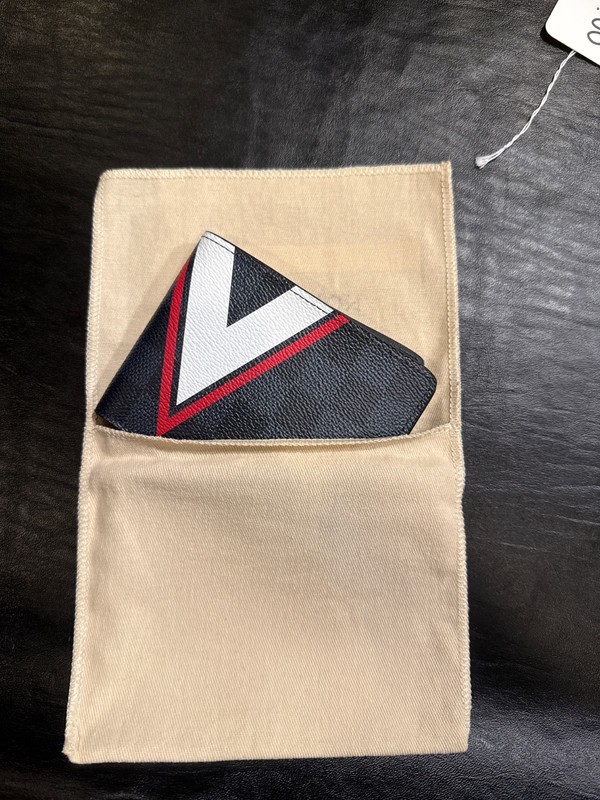 Louis Vuitton Cup Wallet N64008 gallery