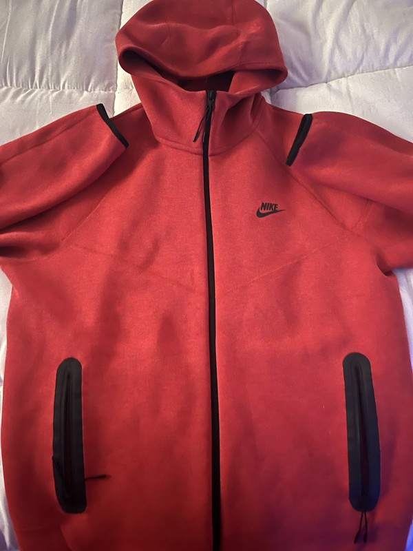 Nike Sportswear Tech Fleece Hoodie Mens Large Red Jacket gallery