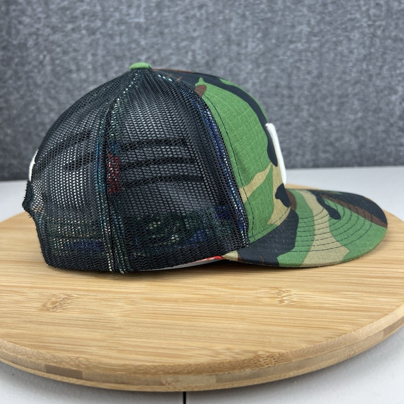 Hurley Trucker Hat Cap Snapback OSFM Adult Camo Embroidered Logo Mesh Back gallery