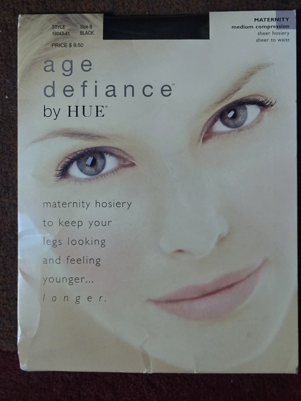 Age Defiance By Hue Medium Compression Maternity Hosiery Style 18043-41 Black