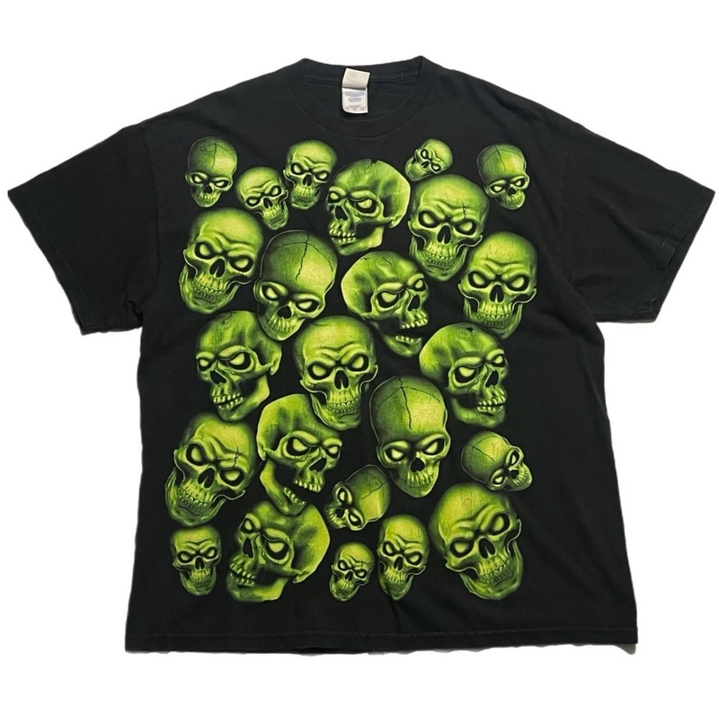 Y2K Liquid Blue Men’s L Black/Green Skull Graphic Tee