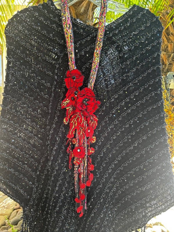GOLD & RED !! ARTZY !! FABRIC NECKLACE