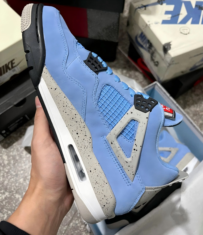 Jordan Air Jordan 4 Men's Retro Mid Top Basketball Shoes Trainers gallery