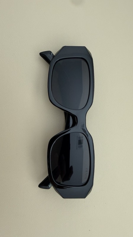 Prada Black Sunglasses Square Frame Dark Lenses Logo Luxury Designer Eyewear