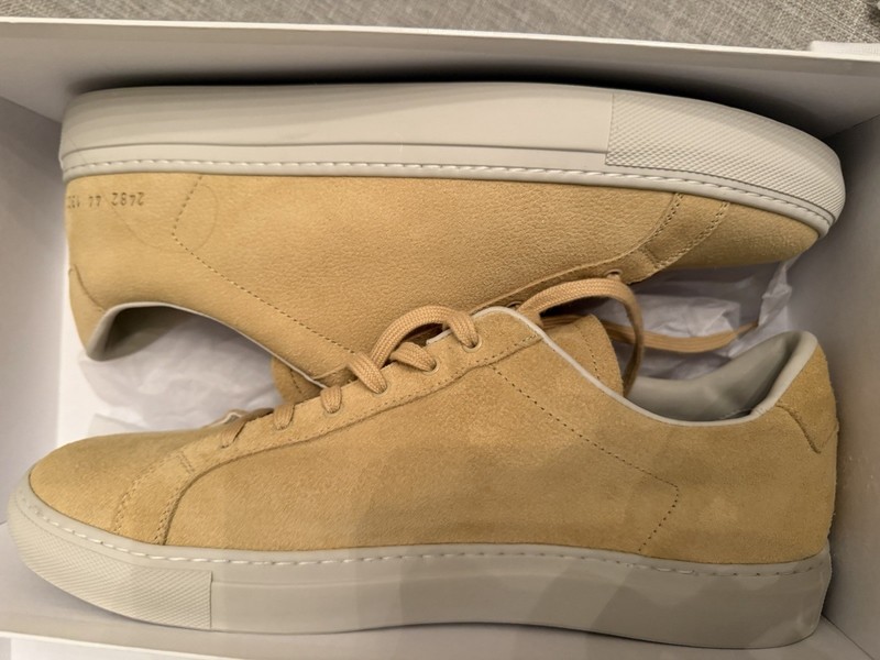 Common Projects Men’s tan yellow White Suede Low-Top Lace-Up Sneakers US 11 EU44