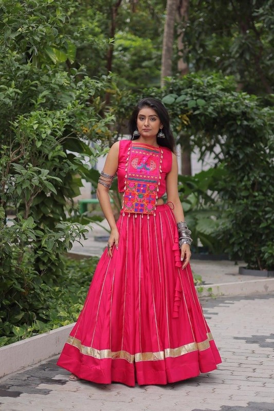 Navratri Special Buttrefly Embroidered Lehenga Choli For Women & Girls Trending