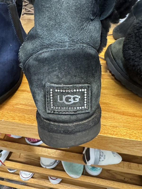 UGG Australia Bailey Crystal Button Bling Black Boots 3349 Size 9 40 gallery