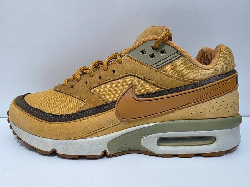 Nike Air Max BW Classics “Wheat” Light Brown Bronze White Size 42