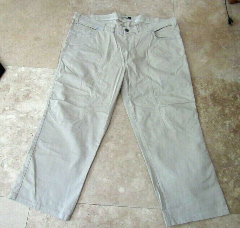 Mens size 62 Maxfort beige khaki pants, Italy, 48×27