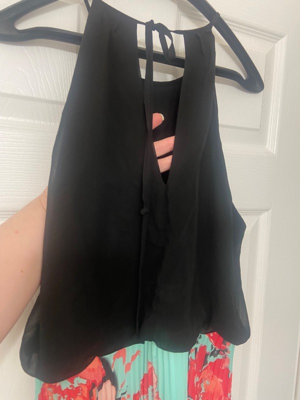 Bisou Bisou Floral Pleated Dress Black Top Asymmetrical Hem Size 12 gallery
