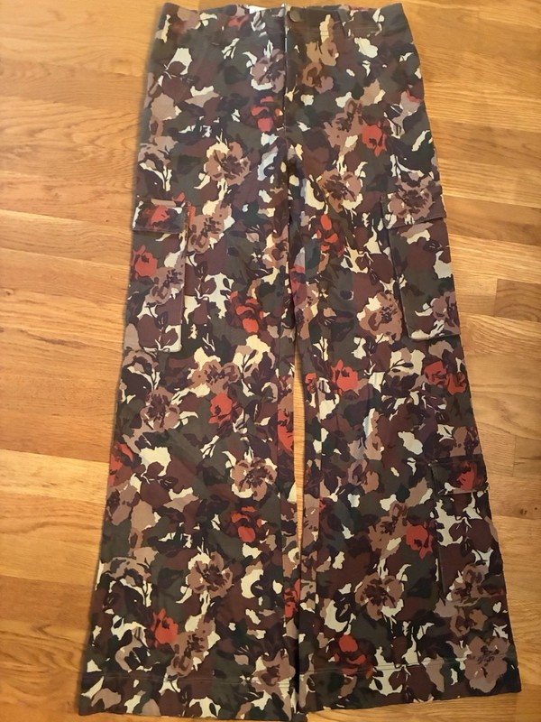 Pilcro Women’s Multicolor Floral Wide Leg Dress Pants, Regular Size 27