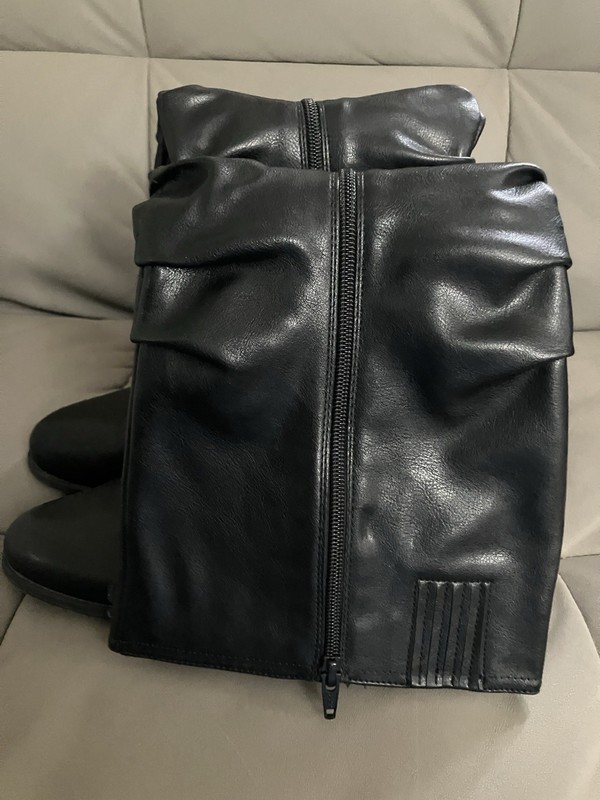 White Mountain Women’s Black Leather Knee High Riding Boots. 10M gallery
