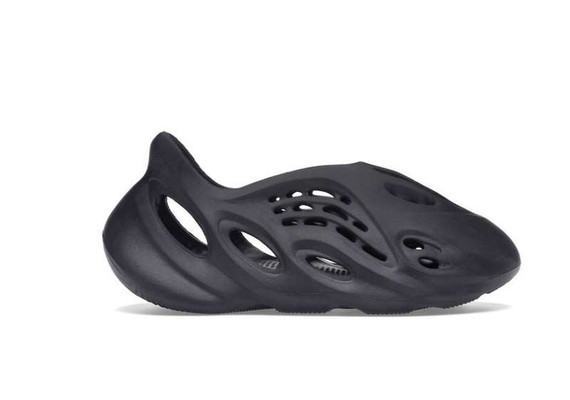 adidas Yeezy Foam Runner RNNR – Mens Size 10- Onyx(HP8739)