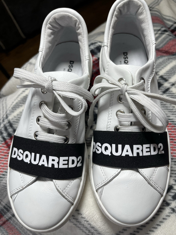 MINT! DSQUARED2 Made In Italy WHITE LEATHER BLACK LOGO STRIP SNEAKERS KIDS 35 /5