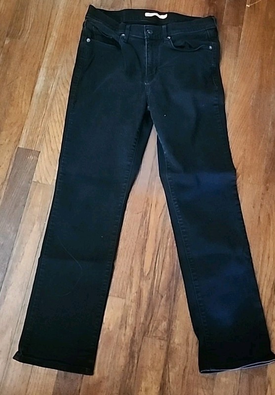 Levis Classic Straight Jeans Size Womens 4 Black (28×28) Black Label