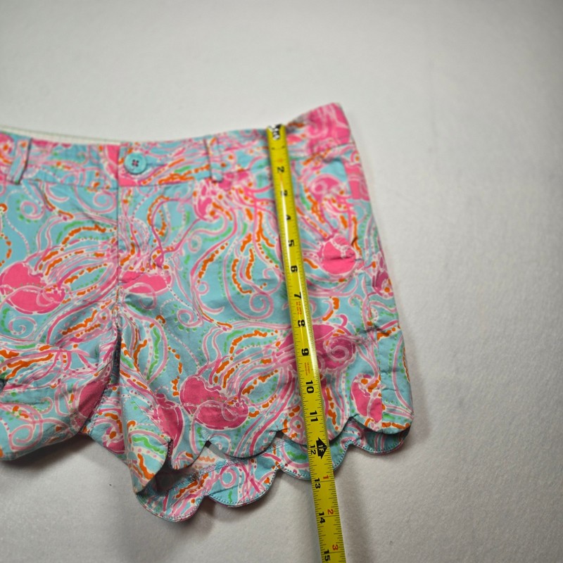 Lily Pulitzer Scalloped Hem Shorts Size 6 gallery