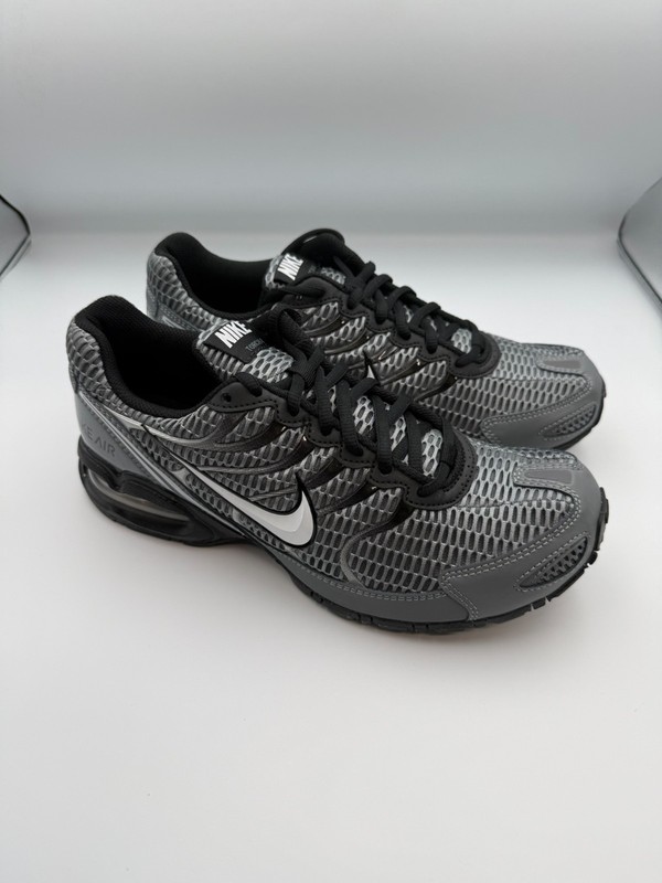 NIke Air Max Torch 4 White Black Pure Platinum 343846 012 Men’s Size 9
