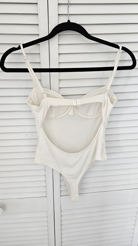 NWOT Reformation Piper Knit Bodysuit - Small gallery