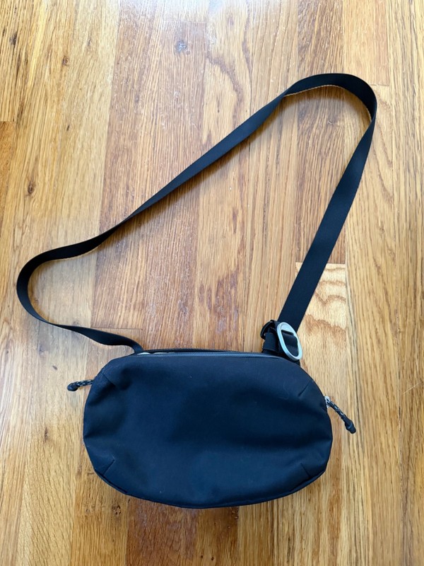Orbitkey Urban Sling 2L Black